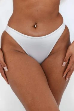 Lounge Underwear Sleek Mindful Briefs - Frost String Und Slip