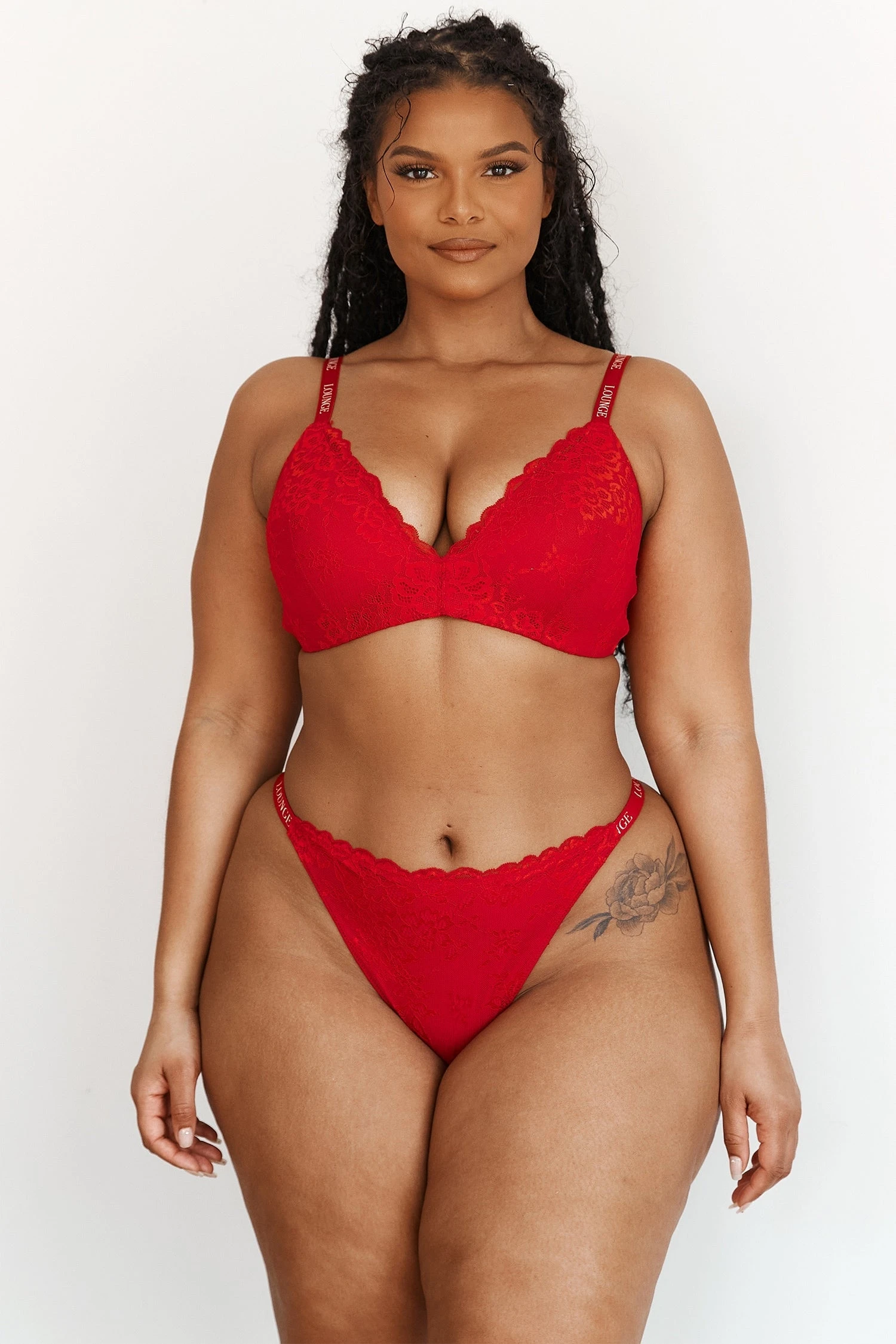 1-SustainableLaceMagicBra_ThongSet-Leslie.jpg Lounge Underwear Sustainable Lace Magic Bra (Set) - Maroon BH Ohne Bügel Sets