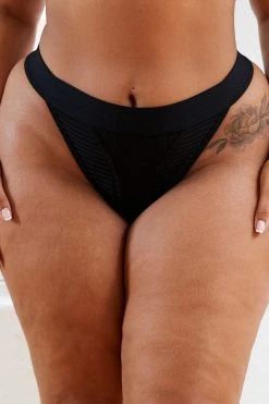 Lounge Underwear Bare Thong - Black