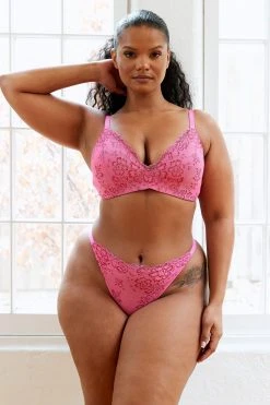 Lounge Underwear Sustainable Lace Magic Bra (Set) - Hot Pink