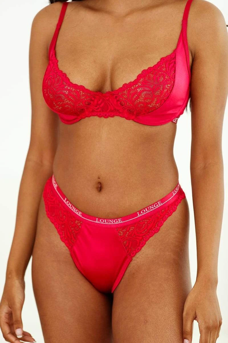 1ScarlettSilkBalconyNikki_72534462-24c5-4eed-bab4-8ae6bd76237e.jpg Lounge Underwear Outlet Outlet Silk Balcony Bra (Set) - Scarlett