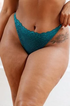 Lounge Underwear Sustainable Lace Magic Thong - Turquoise String Und Slip