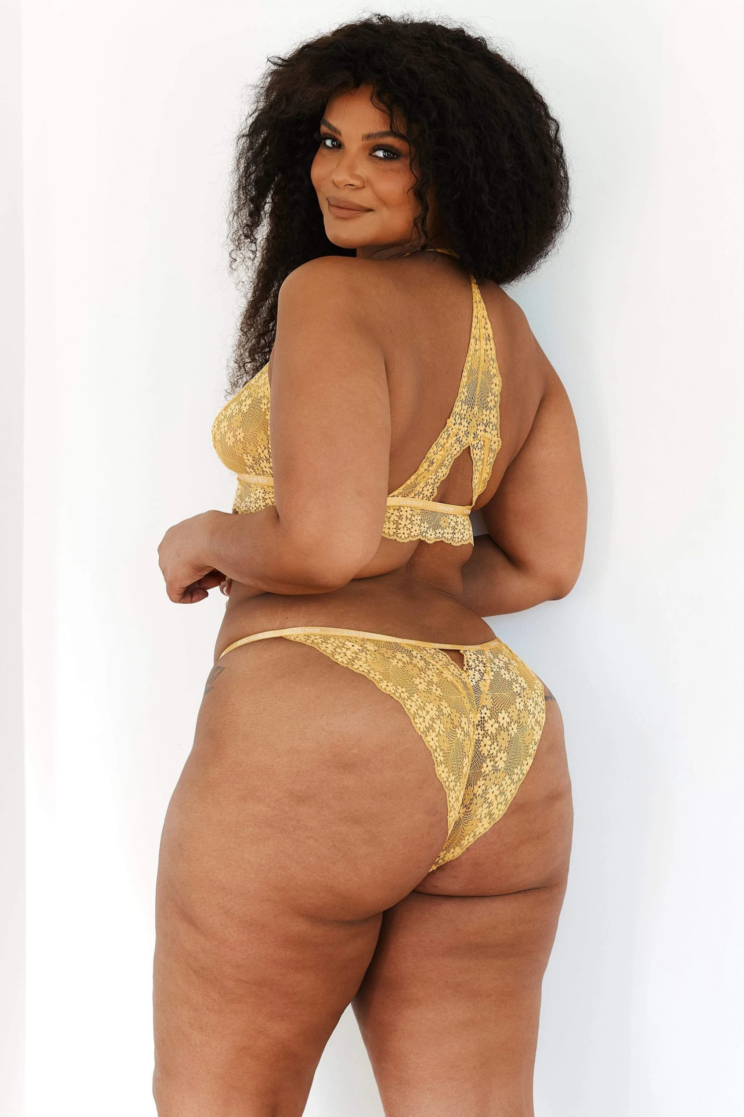 2MustardLaceTriangleBraandBriefs-Leslie_daedad28-e9ce-4588-95cf-145071ff9556.jpg Lounge Underwear BH Ohne Bügel Sets Lace Triangle Bra (Set) - Mustard