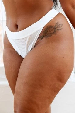 Lounge Underwear Bare Thong - White String Und Slip