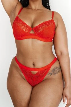 Lounge Underwear Neuheiten Flair Balcony Bra (Set) - Red