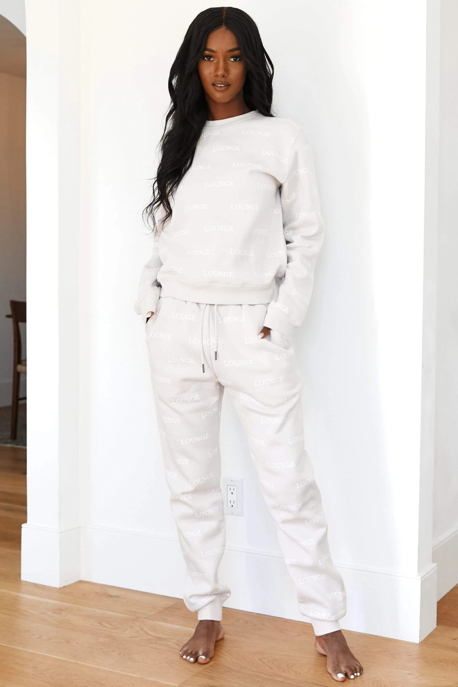 3CreamSignatureJumperEcommMariama.jpg Lounge Underwear Outlet Signature Jumper - Cream Outlet