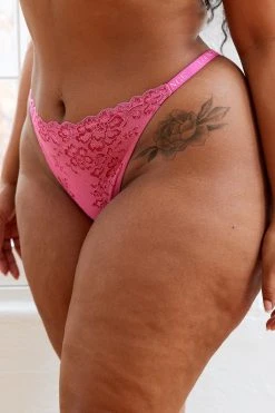 Lounge Underwear Sustainable Lace Magic Thong - Hot Pink String Und Slip