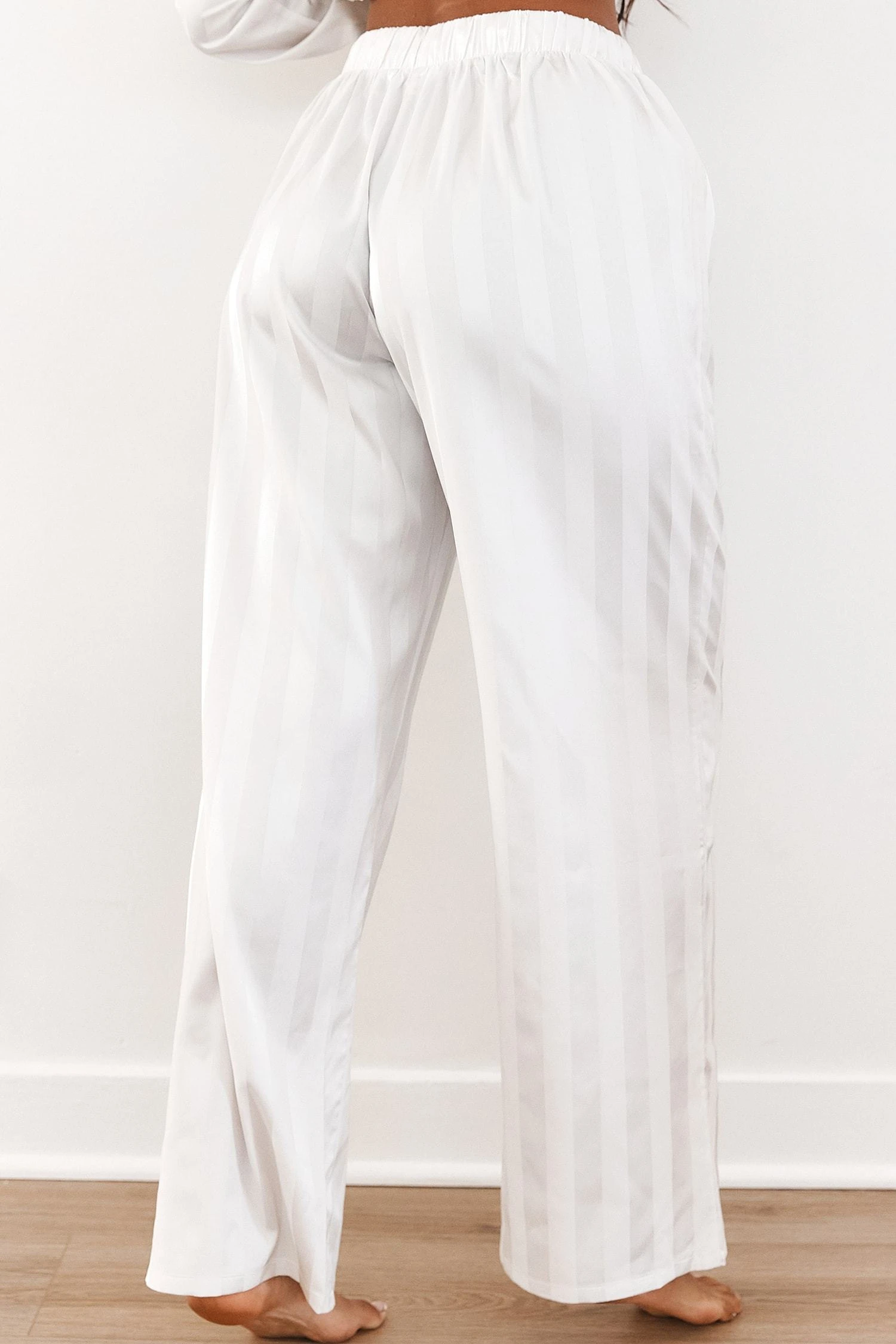 3PearlStripedSatinPyjamaTrousers-Nayeli.jpg Lounge Underwear Schlaf Striped Satin Pyjama Trousers - Pearl