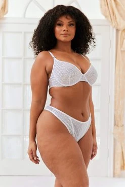 Lounge Underwear Outlet Icon Balcony Bra (Set) - White Outlet
