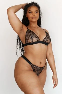 Lounge Underwear Embroidered Triangle Bra (Set) - Black