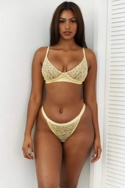 Lounge Underwear Outlet Outlet Balcony Bra (Set) - Lemon