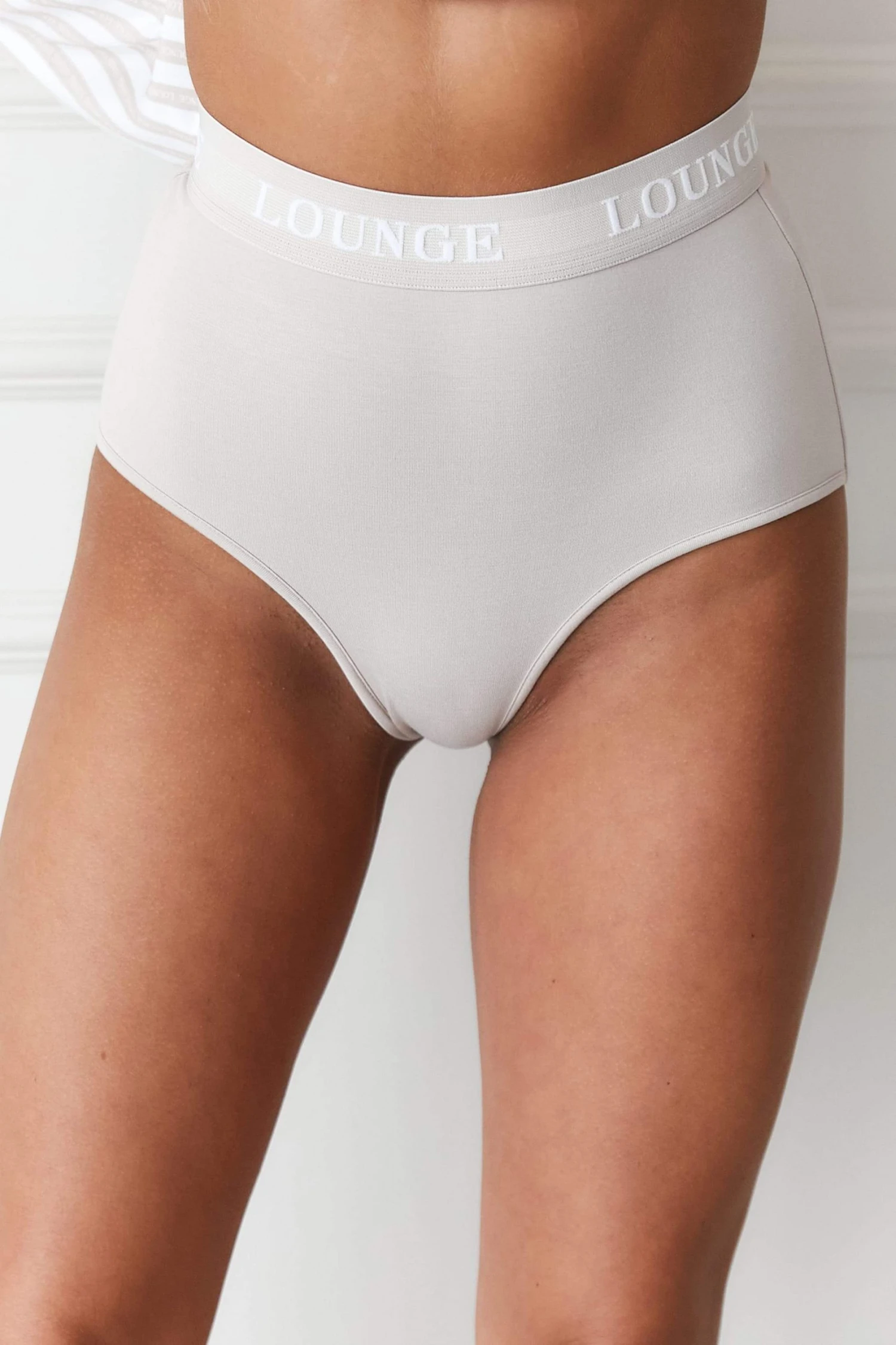 4MinkOversizedShirtandBriefsDakota_1bb4ca3b-5d44-4e5d-940e-249868d5da8f.jpg Lounge Underwear Schlaf Pinstripe Oversized Pyjama Shirt (Set) - Mink