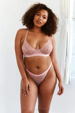 Lounge Underwear Outlet Outlet Balcony Bra (Set) - Pink
