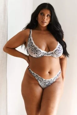 Lounge Underwear Sustainable Luxe Balcony Bra (Set) - Black