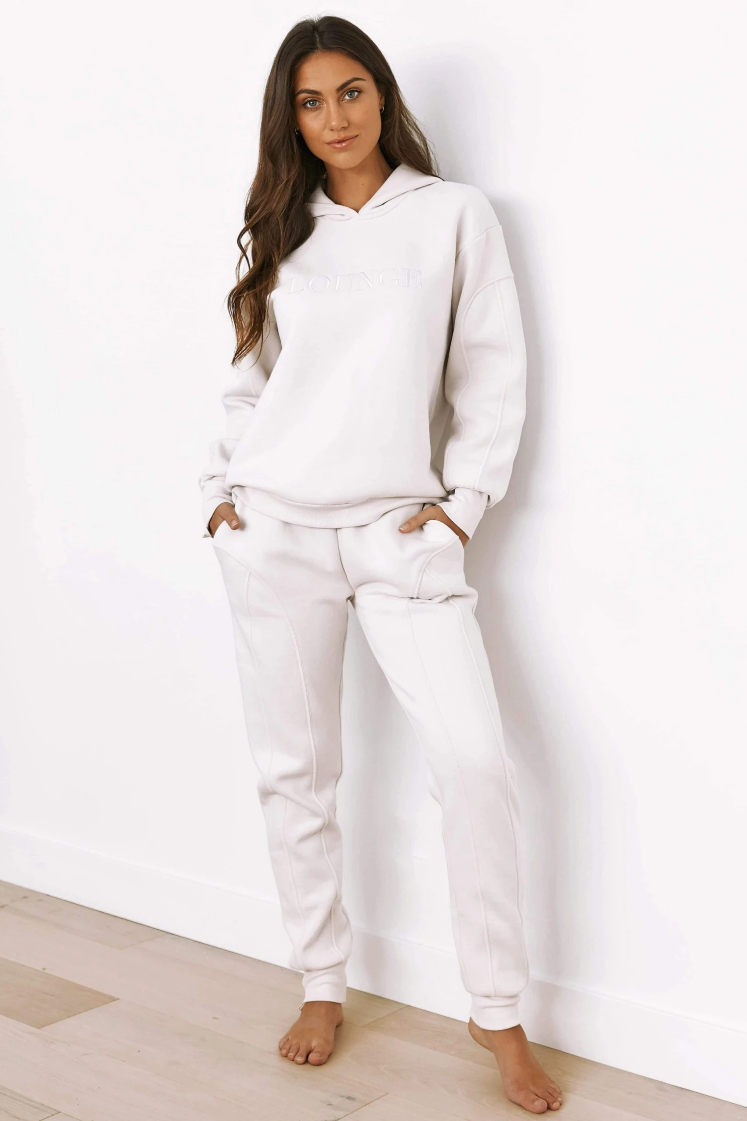 5CreamBasicFittedJoggers-Adison.jpg Lounge Underwear Jogger Und Hose Basic Fitted Joggers - Cream