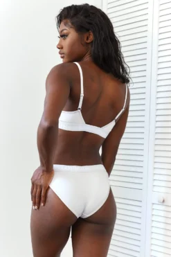 Lounge Underwear Bamboo Triangle Bra (Set) - All Cream BH Ohne Bügel Sets 13 Lounge Underwear Bamboo Triangle Bra (Set) - All Cream BH Ohne Bügel Sets