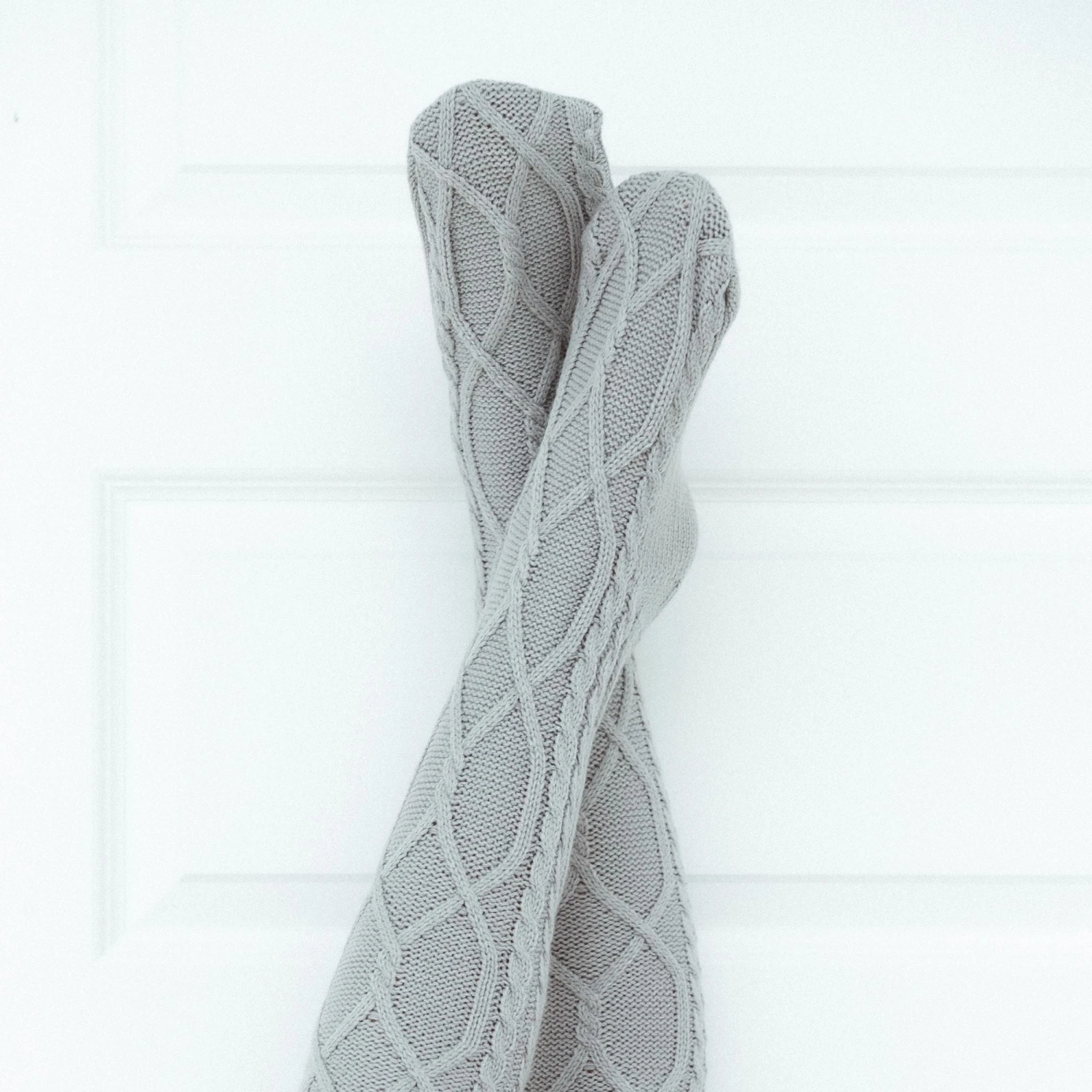 GREYSOCKSLONG.jpg Lounge Underwear Knee-High Cosy Knitted Socks - Grey Schlaf